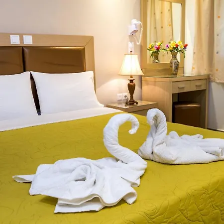 아파트호텔 Thetis 2*