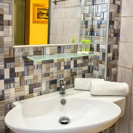 아파트호텔 Thetis 리메나스